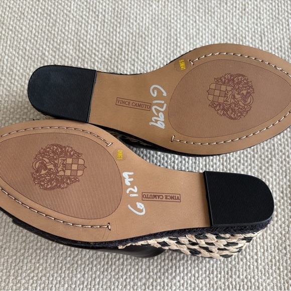 NWT Vince Camuto Fayla Black Leather Wedge Mule Slide Rafia Wedge Size 9.5 - Picture 7 of 7